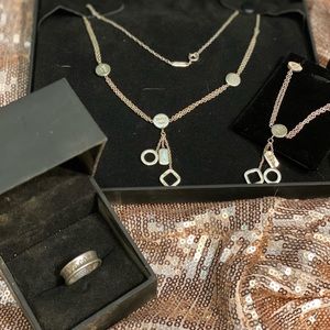 VINTAGE & AUTHENTIC Tiffany & Co Jewelry Set